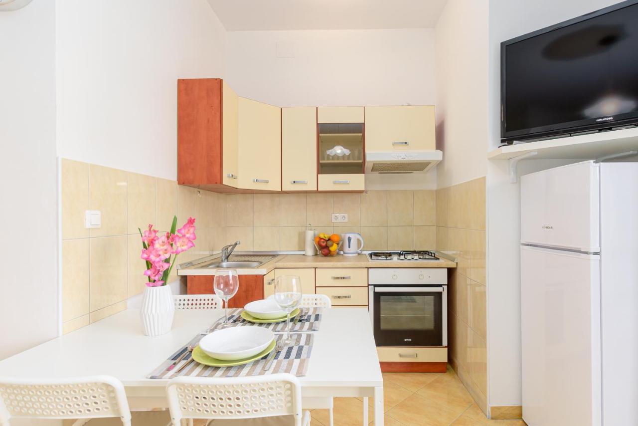 Apartmani Vita, Liznjan - Apartman 2 المظهر الخارجي الصورة